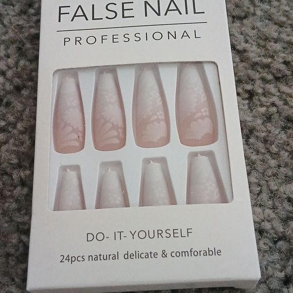Press on Nails Pink and White Nails  NEW - Picture 1 of 5